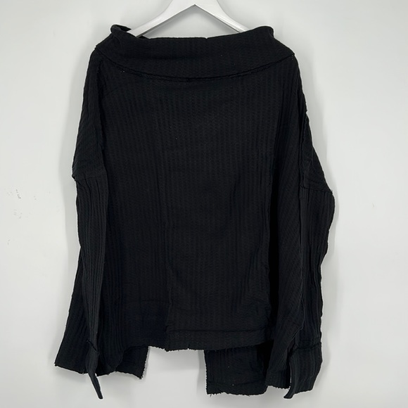 Free People Women's Juicy Long Sleeve Cowl Neck Split Back Top Black Medium NWT - Picture 2 of 5